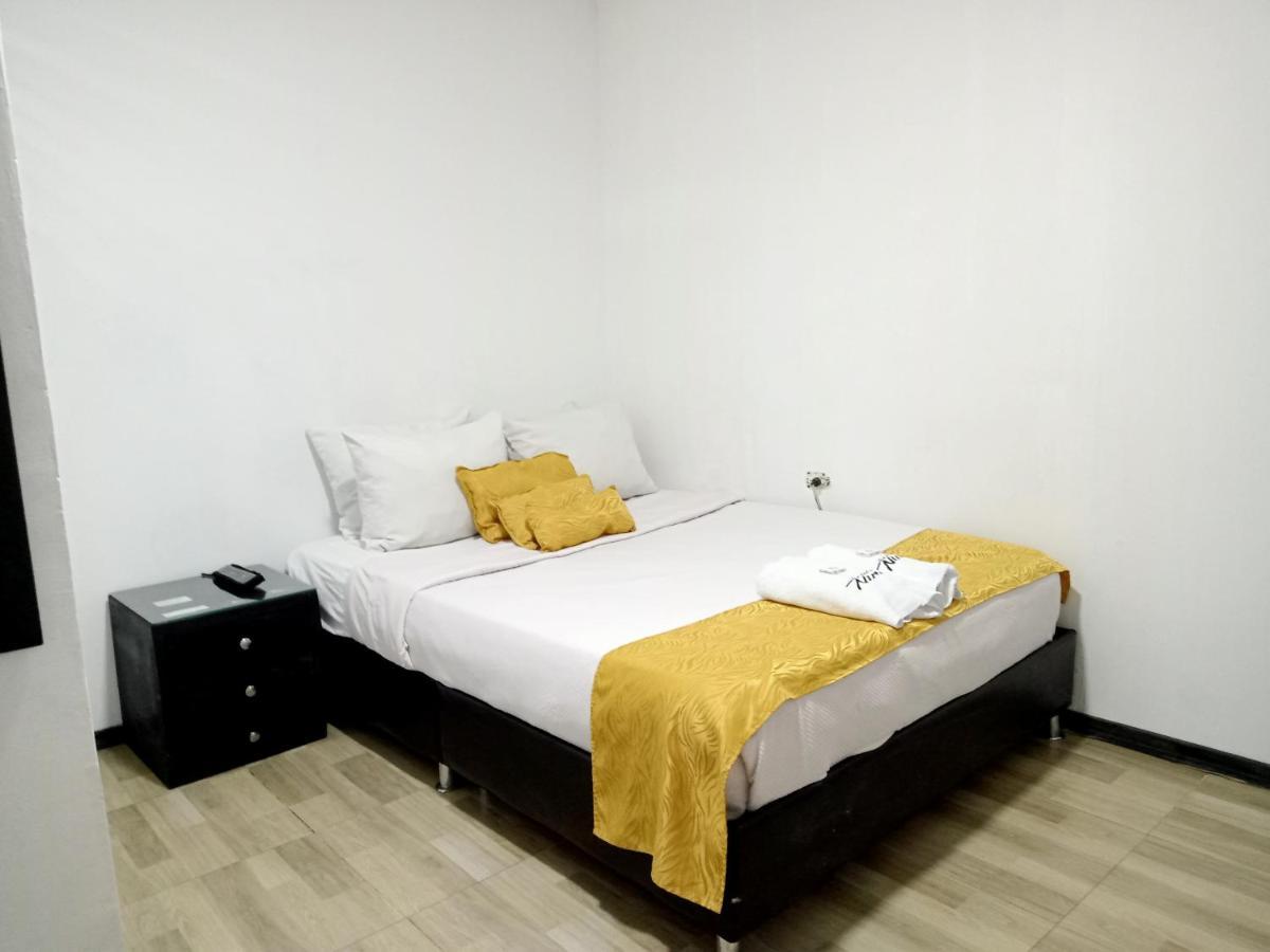 Hotel Casa Nini Богота Екстериор снимка